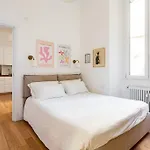 Casa Nel Centro Storico Di Milano, Conciliazione