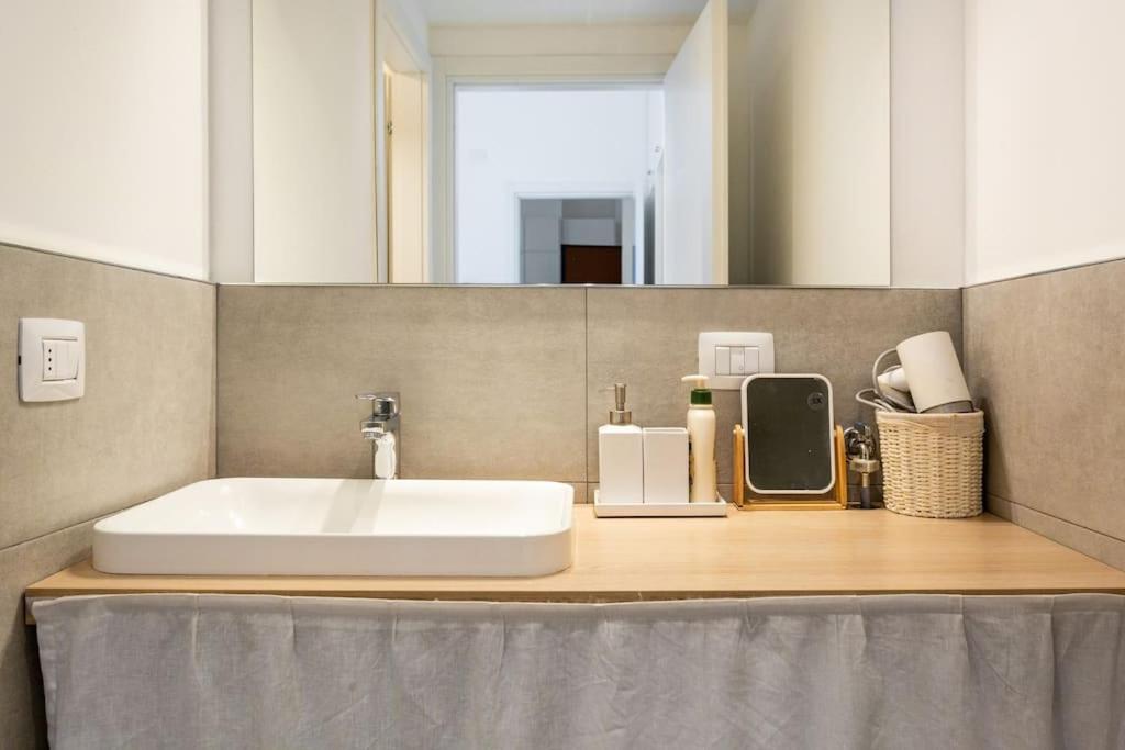 Appartement Casa Nel Centro Storico Di Milano, Conciliazione